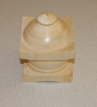 Square lidded box won a commended certificate for Dave Skinner